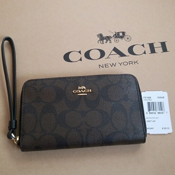 Coach Handbags - Coach  signature wallet wristlet final Price!!!!